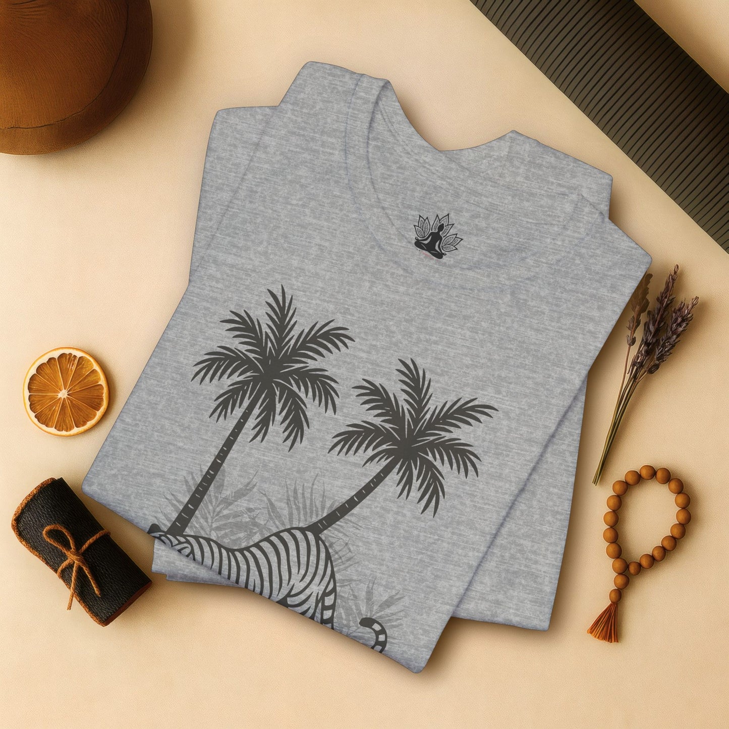 Downward Tiger – Funny Jungle Yoga Tee