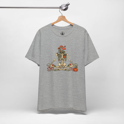 Skeleton Meditation – Halloween Mushroom Men Tee