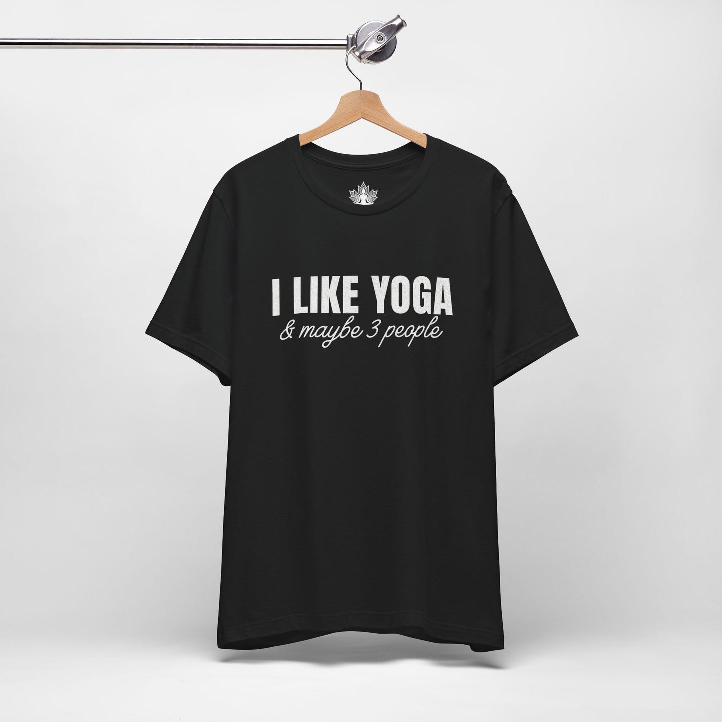 I Like Yoga & Maybe 3 People - Funny Men Tee