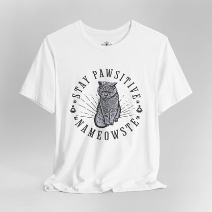 Stay Pawsitive Nameowste – Funny Cat Yoga Men Tee