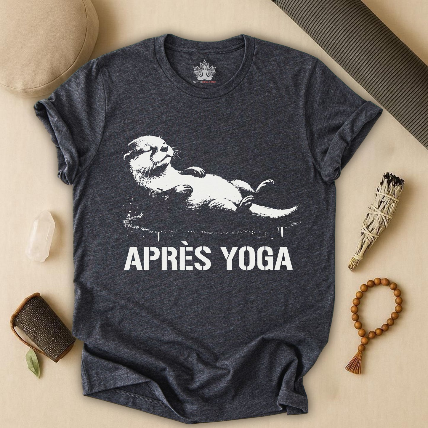 Après Yoga Otter – Cozy Shadow Art Tee