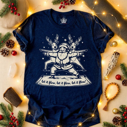 Laissez couler le Père Noël et ses rennes en posture de guerrier – T-shirt de yoga humoristique de Noël