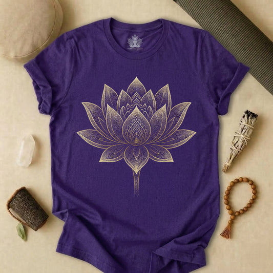 Fleur de lotus dorée